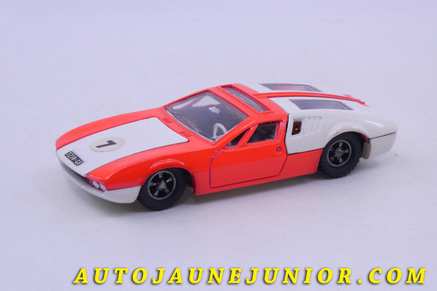 Le Dinky Toys De Tomasso Mangusta est en vente sur Auto Jaune Junior ! Découvrez nos collections de diecast Dinky-Toys, Corgi, Corgi-Toys, Solido, Norev… AutoJaune Junior ; Retrouvez AutoJauneJunior au magasin AutoJaune Paris, ouvert en 1984 par Vincent Espinasse.