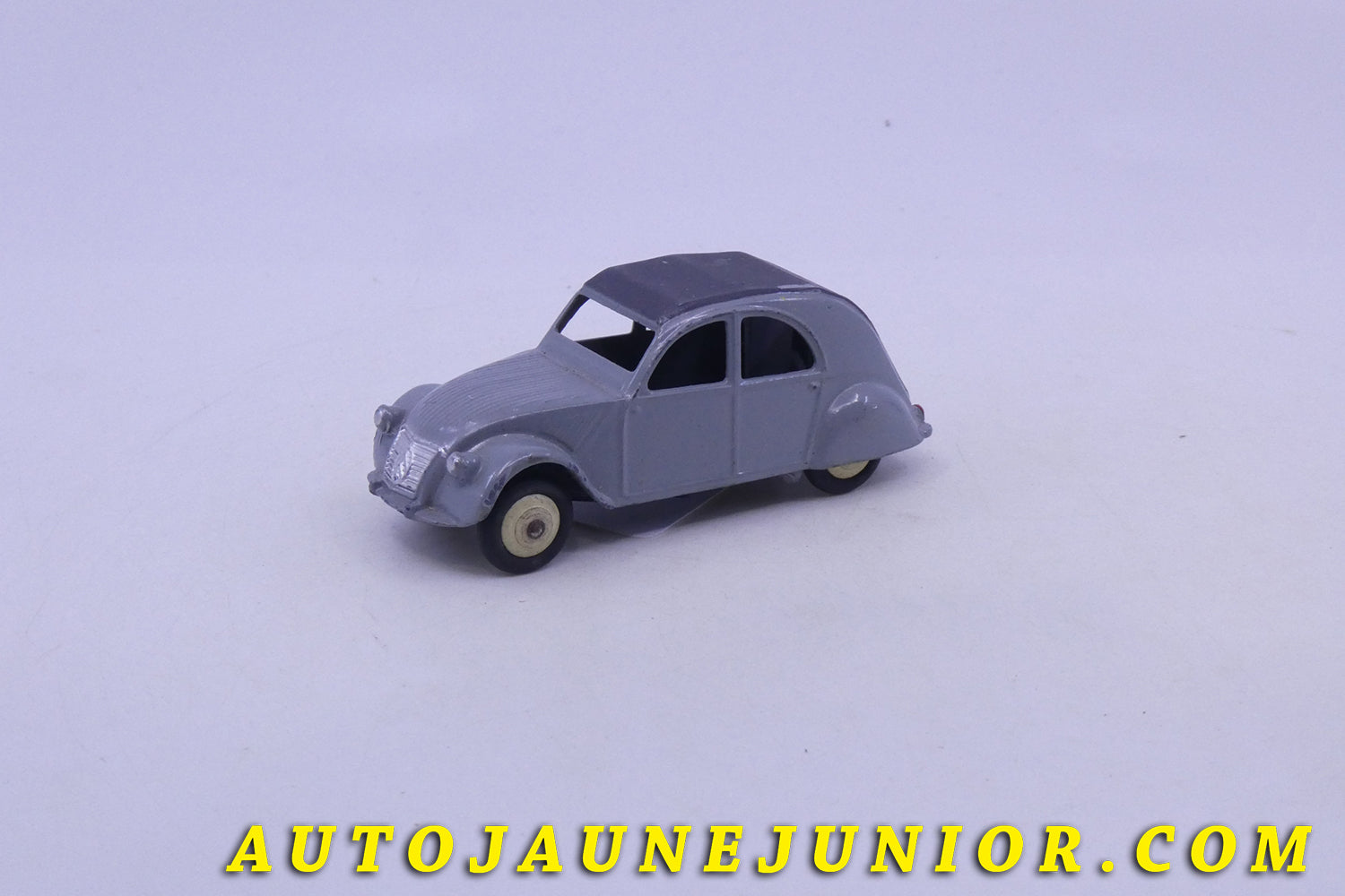 Dinky Toys F No. 24T Citroën 2 CV One Light - UK Dinky Toys F No. 24T Citroën 2 CV One Light - UK
