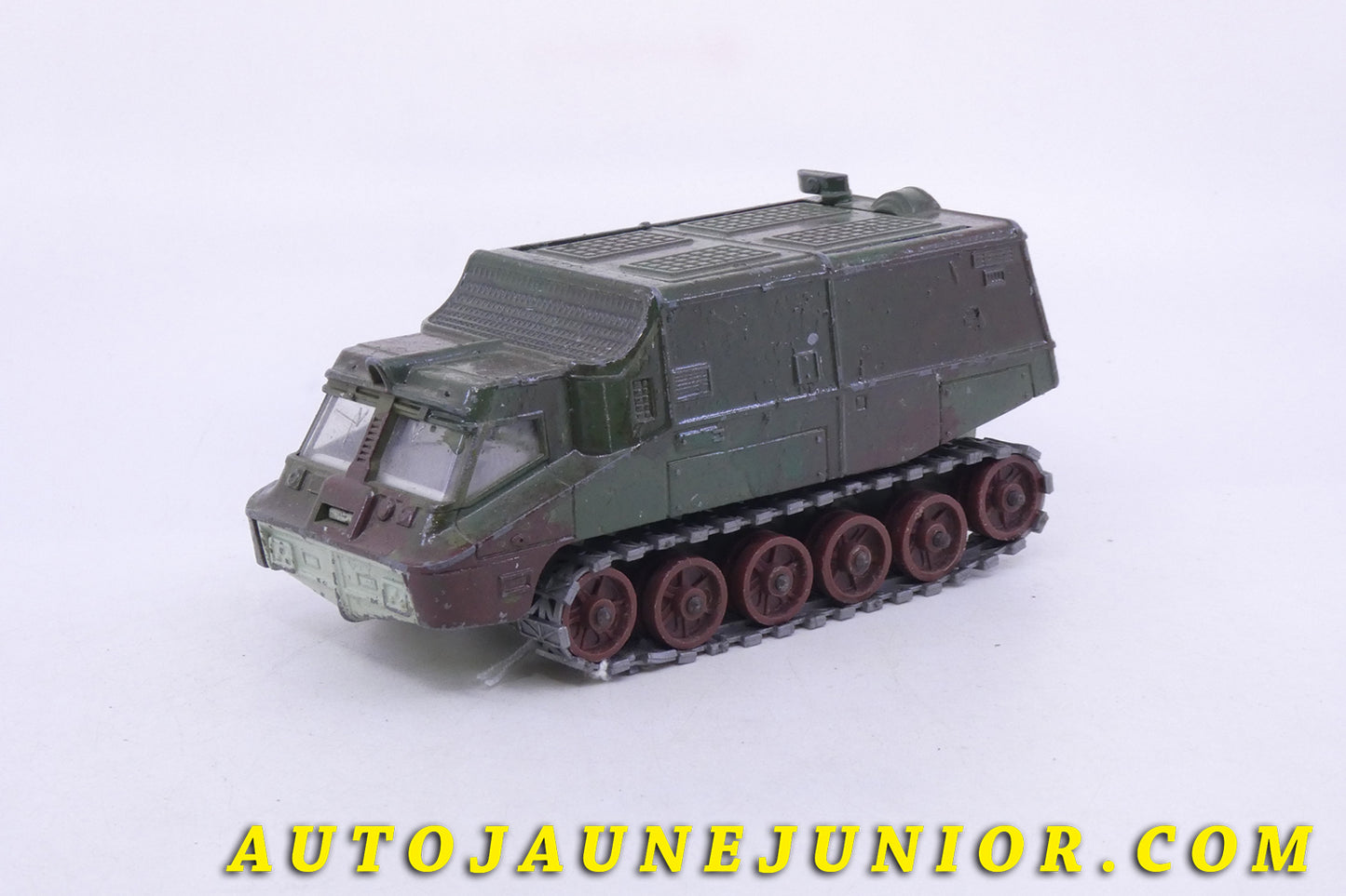 Le Dinky Toys Aucun Char est en vente sur Auto Jaune Junior ! Découvrez nos collections de diecast Dinky-Toys, Corgi, Corgi-Toys, Solido, Norev… AutoJaune Junior ; Retrouvez AutoJauneJunior au magasin AutoJaune Paris, ouvert en 1984 par Vincent Espinasse.