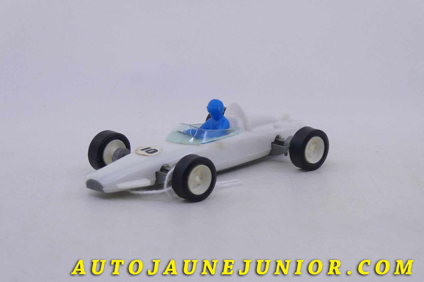 Le Clé Cooper Formule 3 est en vente sur Auto Jaune Junior ! Découvrez nos collections de diecast Dinky-Toys, Corgi, Corgi-Toys, Solido, Norev… AutoJaune Junior ; Retrouvez AutoJauneJunior au magasin AutoJaune Paris, ouvert en 1984 par Vincent Espinasse.