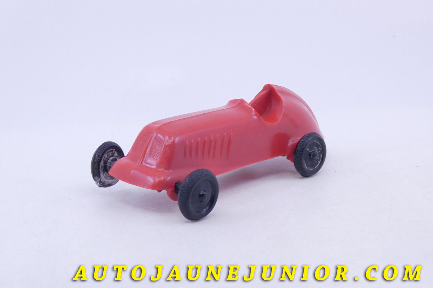 Le USA Auto Monoplace est en vente sur Auto Jaune Junior ! Découvrez nos collections de diecast Dinky-Toys, Corgi, Corgi-Toys, Solido, Norev… AutoJaune Junior ; Retrouvez AutoJauneJunior au magasin AutoJaune Paris, ouvert en 1984 par Vincent Espinasse.
