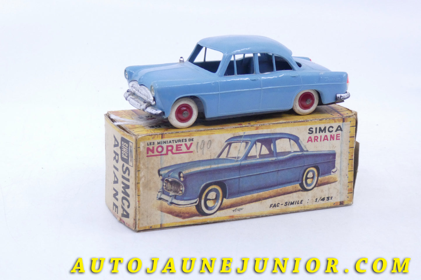 Le Norev Simca Ariane est en vente sur Auto Jaune Junior ! Découvrez nos collections de diecast Dinky-Toys, Corgi, Corgi-Toys, Solido, Norev… AutoJaune Junior ; Retrouvez AutoJauneJunior au magasin AutoJaune Paris, ouvert en 1984 par Vincent Espinasse.