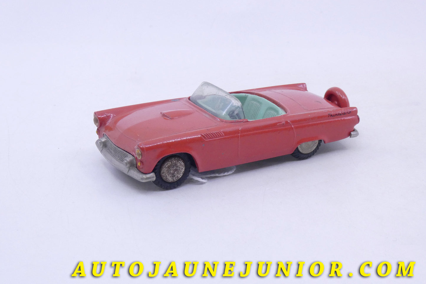 Le Tekno Ford Thunderbird est en vente sur Auto Jaune Junior ! Découvrez nos collections de diecast Dinky-Toys, Corgi, Corgi-Toys, Solido, Norev… AutoJaune Junior ; Retrouvez AutoJauneJunior au magasin AutoJaune Paris, ouvert en 1984 par Vincent Espinasse.