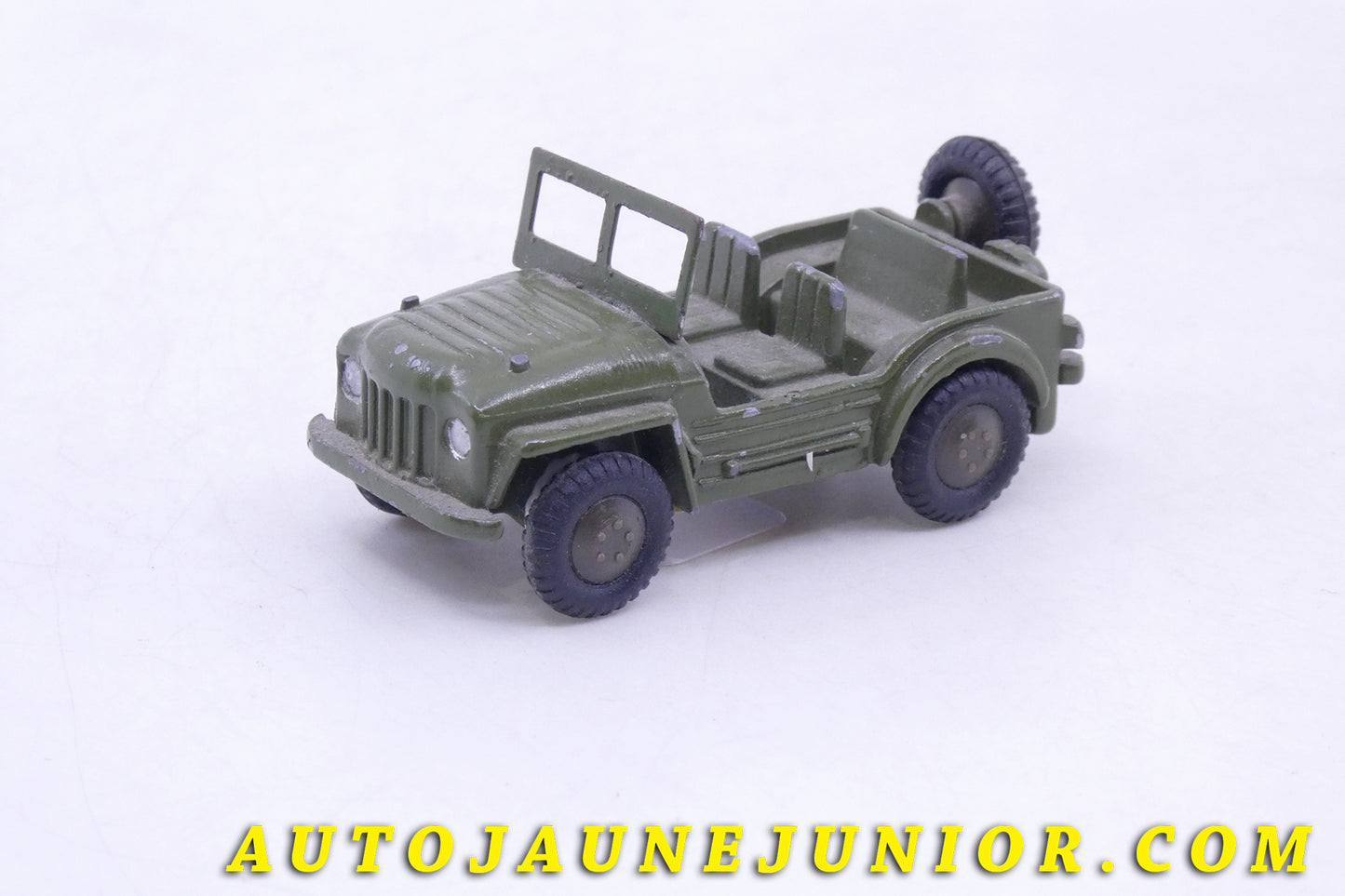 Le Vilmer Austin Champ Militaire est en vente sur Auto Jaune Junior ! Découvrez nos collections de diecast Dinky-Toys, Corgi, Corgi-Toys, Solido, Norev… AutoJaune Junior ; Retrouvez AutoJauneJunior au magasin AutoJaune Paris, ouvert en 1984 par Vincent Espinasse.
