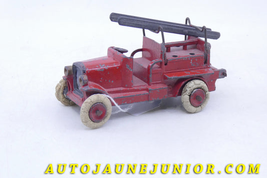 Le Jo Hill & Co Dennis Camion pompier premier secours est en vente sur Auto Jaune Junior ! Découvrez nos collections de diecast Dinky-Toys, Corgi, Corgi-Toys, Solido, Norev… AutoJaune Junior ; Retrouvez AutoJauneJunior au magasin AutoJaune Paris, ouvert en 1984 par Vincent Espinasse.