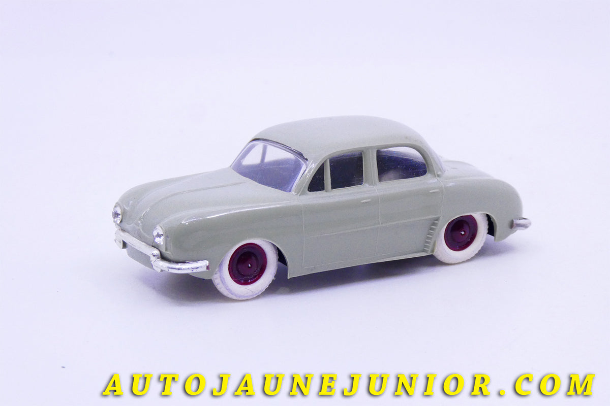 Le #3435 - Minialuxe - Renault - Dauphine "Cheque Tintins" est en vente sur Auto Jaune Junior ! Découvrez nos collections de diecast Dinky-Toys, Corgi, Corgi-Toys, Solido, Norev… Découvrez notre magasin physique , AutoJaune Paris, ouvert en 1984 par Vincent Espinasse. 41 rue Cavendish, 75019 Paris. Tel : 01 42 40 61 23. Ouvert les mardi et vendredi de 13h à 19h.