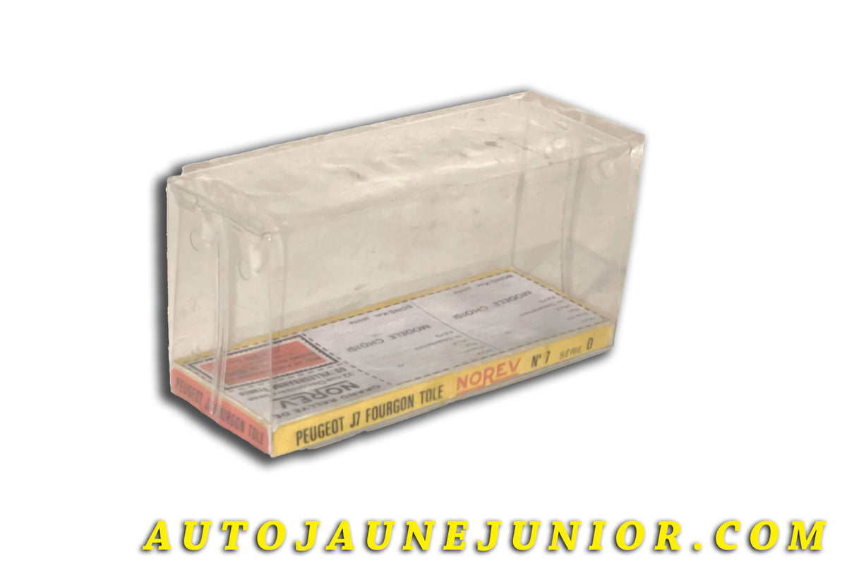 Le Norev Peugeot J7 Fourgon Tôlé (Boite Repro) est en vente sur Auto Jaune Junior ! Découvrez nos collections de diecast Dinky-Toys, Corgi, Corgi-Toys, Solido, Norev… AutoJaune Junior ; Retrouvez AutoJauneJunior au magasin AutoJaune Paris, ouvert en 1984 par Vincent Espinasse.
