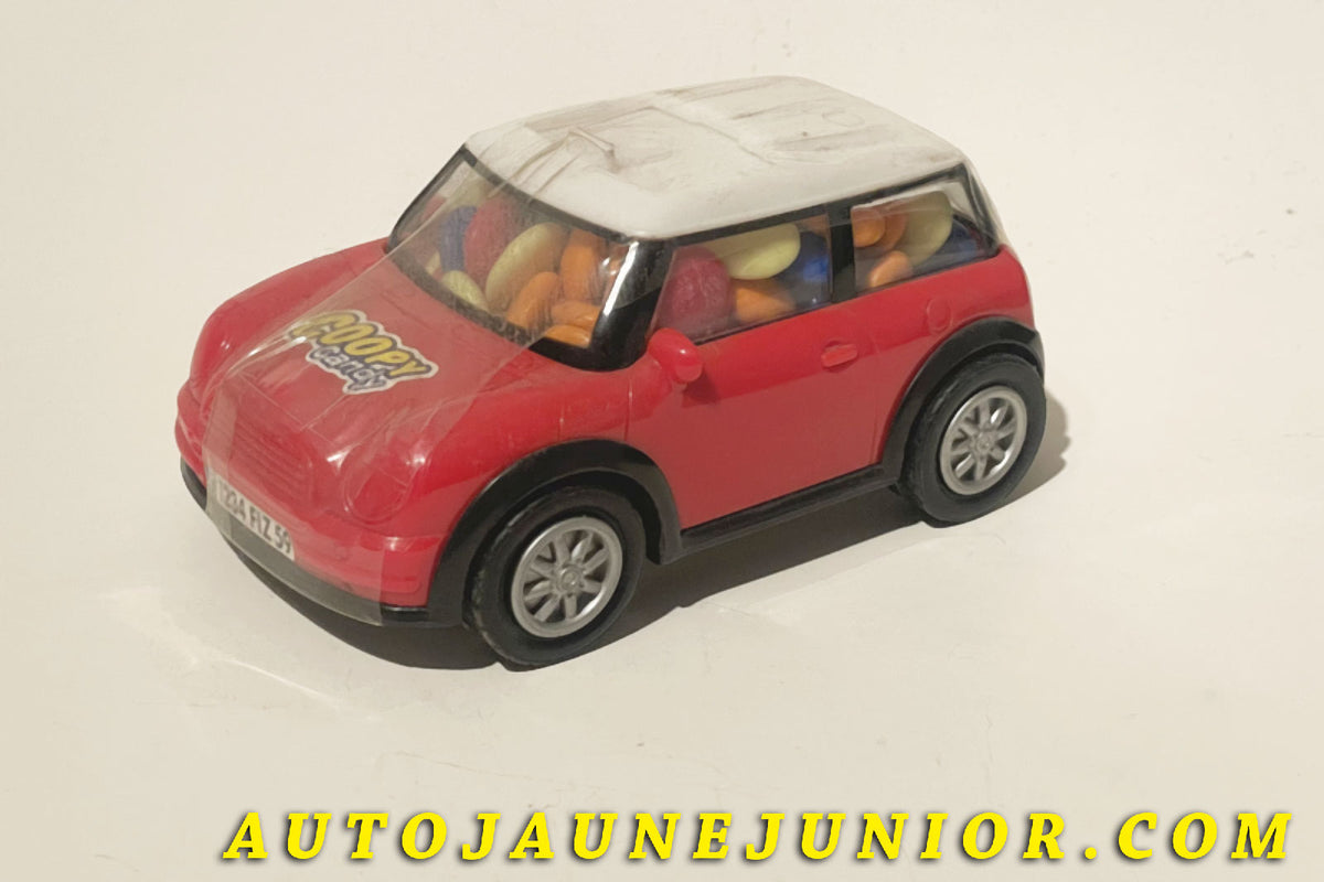 Le Fizzy Mini Mini Cooper "Coopy Candy" est en vente sur Auto Jaune Junior ! Découvrez nos collections de diecast Dinky-Toys, Corgi, Corgi-Toys, Solido, Norev… AutoJaune Junior ; Retrouvez AutoJauneJunior au magasin AutoJaune Paris, ouvert en 1984 par Vincent Espinasse.