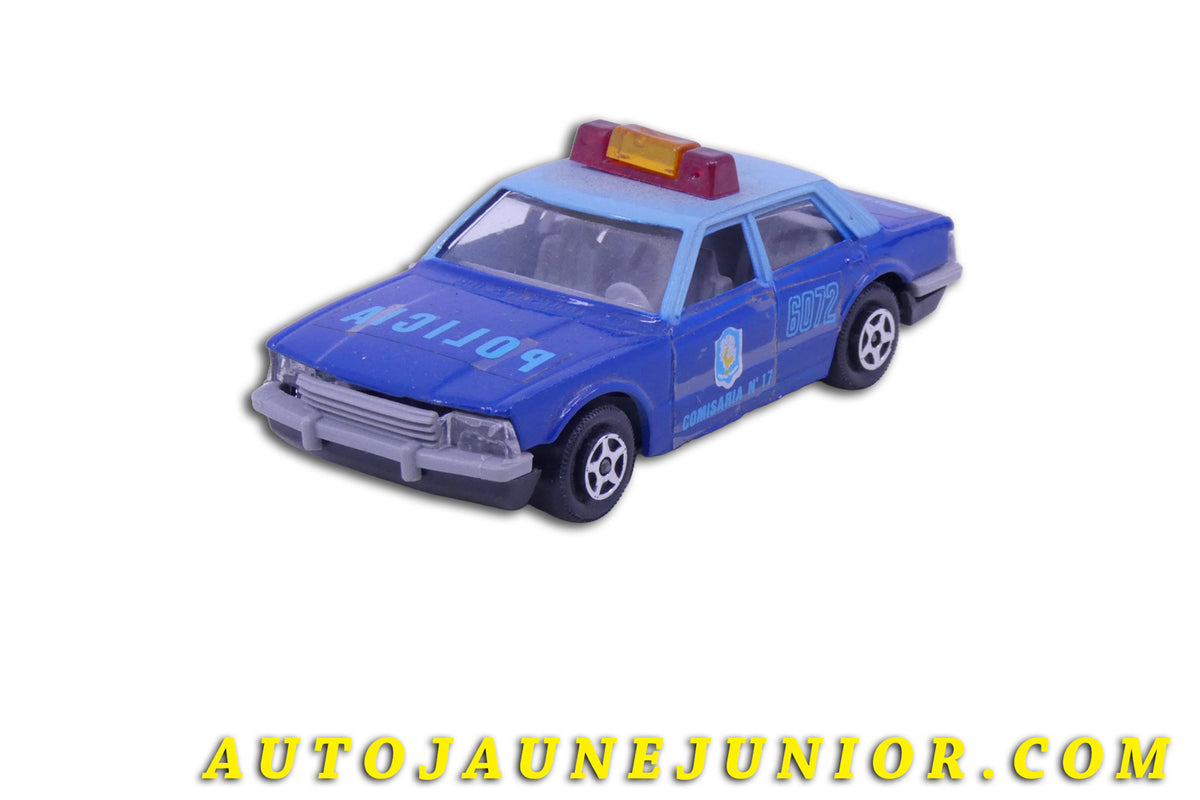 Le Galco Ford Taunus Coupé Ghia "Policia" (Argentine) est en vente sur Auto Jaune Junior ! Découvrez nos collections de diecast Dinky-Toys, Corgi, Corgi-Toys, Solido, Norev… AutoJaune Junior ; Retrouvez AutoJauneJunior au magasin AutoJaune Paris, ouvert en 1984 par Vincent Espinasse.