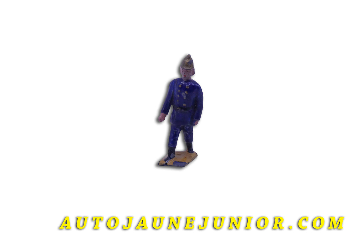Le Taylor and Barett Personnage Pompier qui marche est en vente sur Auto Jaune Junior ! Découvrez nos collections de diecast Dinky-Toys, Corgi, Corgi-Toys, Solido, Norev… AutoJaune Junior ; Retrouvez AutoJauneJunior au magasin AutoJaune Paris, ouvert en 1984 par Vincent Espinasse.