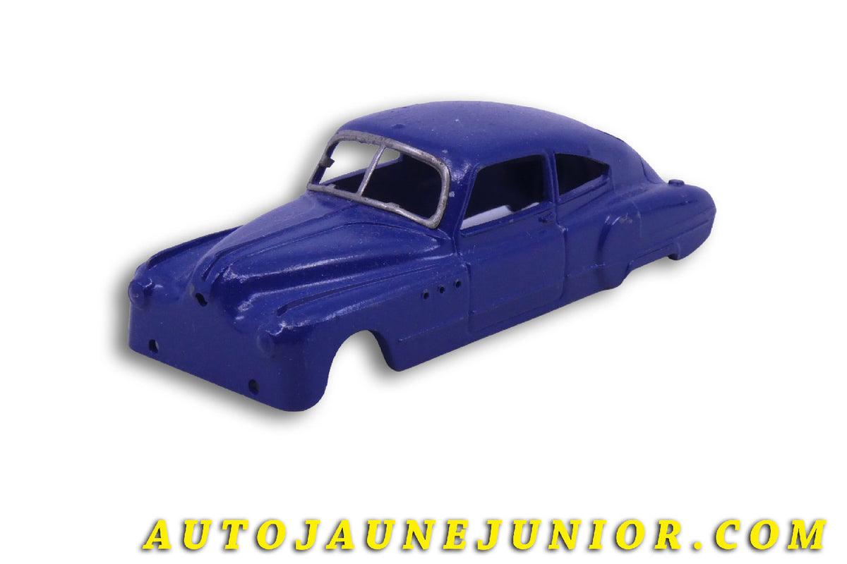 Le Märklin Buick Roadmaster fastback (Carrosserie seule) - AVEC pare brise rapporté ! : RARE) est en vente sur Auto Jaune Junior ! Découvrez nos collections de diecast Dinky-Toys, Corgi, Corgi-Toys, Solido, Norev… AutoJaune Junior ; Retrouvez AutoJauneJunior au magasin AutoJaune Paris, ouvert en 1984 par Vincent Espinasse.