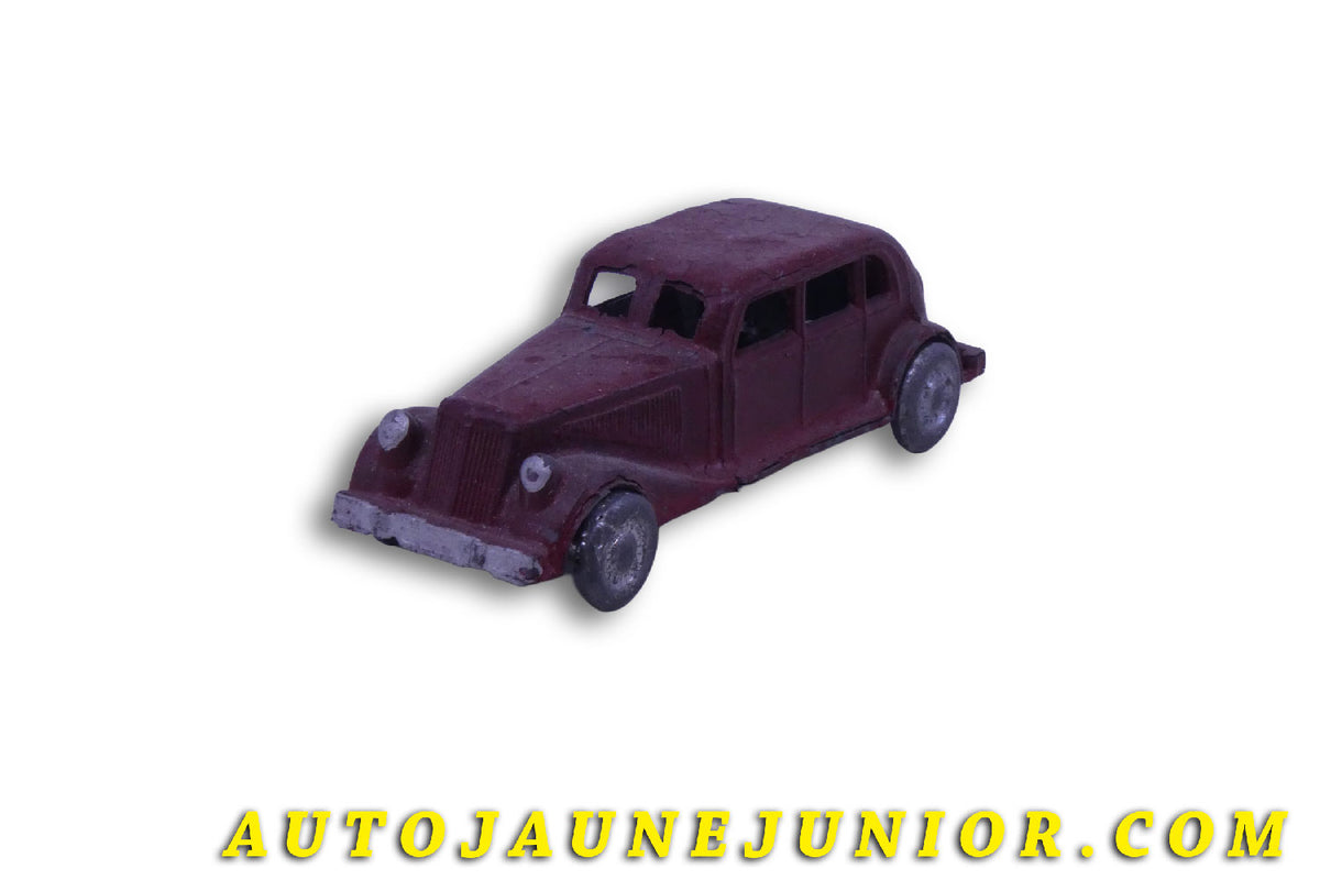 Le KB Auto Limousine - Rare production allemande pendant la Guerre ! est en vente sur Auto Jaune Junior ! Découvrez nos collections de diecast Dinky-Toys, Corgi, Corgi-Toys, Solido, Norev… AutoJaune Junior ; Retrouvez AutoJauneJunior au magasin AutoJaune Paris, ouvert en 1984 par Vincent Espinasse.