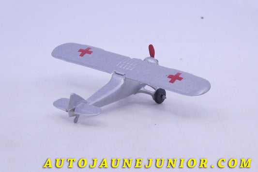 Le Dinky Toys Avion Potez 58 Sanitaire Croix rouge est en vente sur Auto Jaune Junior ! Découvrez nos collections de diecast Minialuxe, CIJ, C-I-J, JRD, J-R-D, Matchbox, Majorette… AutoJaune Junior ; AutoJauneJunior.com : LE site de partage pour les passionés de miniatures et collectionneurs de jouets anciens !