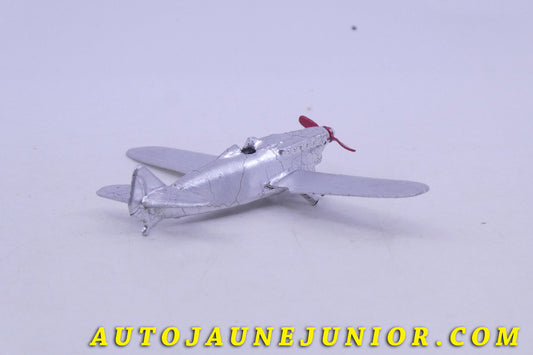 Le Dinky Toys Avion Dewoitine Chasseur est en vente sur Auto Jaune Junior ! Découvrez nos collections de diecast Minialuxe, CIJ, C-I-J, JRD, J-R-D, Matchbox, Majorette… AutoJaune Junior ; AutoJauneJunior.com : LE site de partage pour les passionés de miniatures et collectionneurs de jouets anciens !