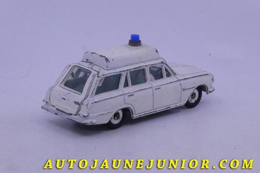 Le Dinky Toys Vauxhall Victor Ambulance est en vente sur Auto Jaune Junior ! Découvrez nos collections de diecast Minialuxe, CIJ, C-I-J, JRD, J-R-D, Matchbox, Majorette… AutoJaune Junior ; AutoJauneJunior.com : LE site de partage pour les passionés de miniatures et collectionneurs de jouets anciens !