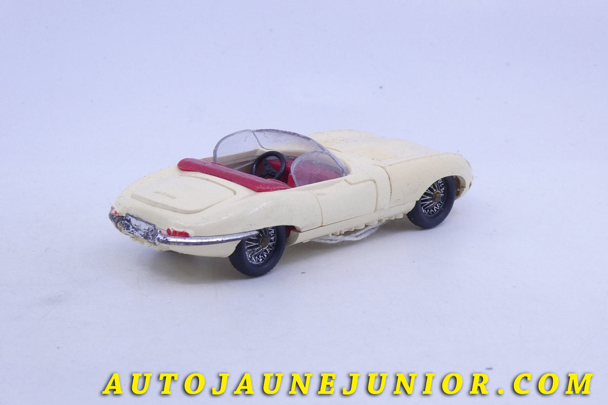 Le Minialuxe Jaguar Type E cabriolet est en vente sur Auto Jaune Junior ! Découvrez nos collections de diecast Minialuxe, CIJ, C-I-J, JRD, J-R-D, Matchbox, Majorette… AutoJaune Junior ; AutoJauneJunior.com : LE site de partage pour les passionés de miniatures et collectionneurs de jouets anciens !