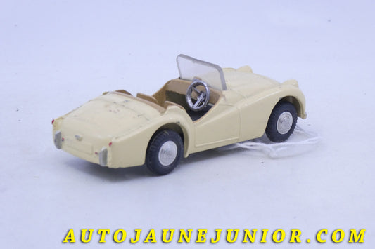 Le Spot-On Triumph TR3 Cabriolet (Repeint) est en vente sur Auto Jaune Junior ! Découvrez nos collections de diecast Minialuxe, CIJ, C-I-J, JRD, J-R-D, Matchbox, Majorette… AutoJaune Junior ; AutoJauneJunior.com : LE site de partage pour les passionés de miniatures et collectionneurs de jouets anciens !