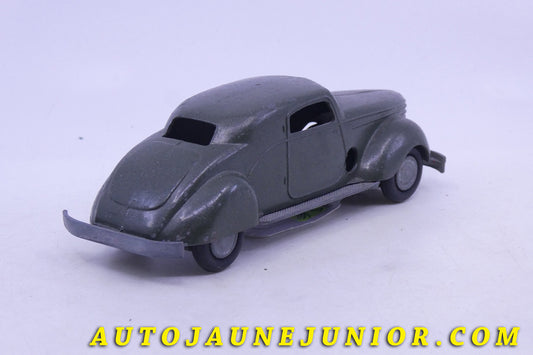 Le Solido Graham Paige coupé est en vente sur Auto Jaune Junior ! Découvrez nos collections de diecast Minialuxe, CIJ, C-I-J, JRD, J-R-D, Matchbox, Majorette… AutoJaune Junior ; AutoJauneJunior.com : LE site de partage pour les passionés de miniatures et collectionneurs de jouets anciens !