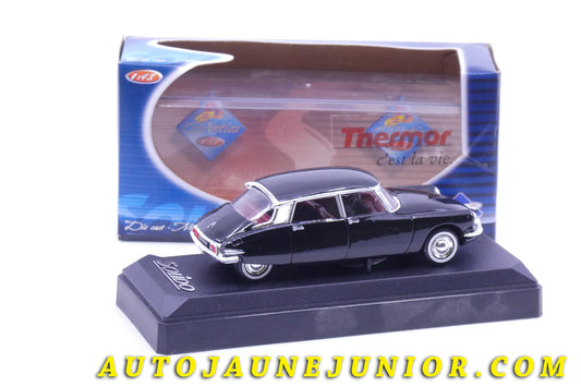 Le Solido Citroën DS "Officielle" est en vente sur Auto Jaune Junior ! Découvrez nos collections de diecast Minialuxe, CIJ, C-I-J, JRD, J-R-D, Matchbox, Majorette… AutoJaune Junior ; AutoJauneJunior.com : LE site de partage pour les passionés de miniatures et collectionneurs de jouets anciens !