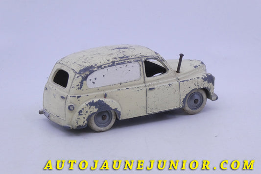 Le C-I-J Renault 300 Kgs - Colorale Ambulance est en vente sur Auto Jaune Junior ! Découvrez nos collections de diecast Minialuxe, CIJ, C-I-J, JRD, J-R-D, Matchbox, Majorette… AutoJaune Junior ; AutoJauneJunior.com : LE site de partage pour les passionés de miniatures et collectionneurs de jouets anciens !