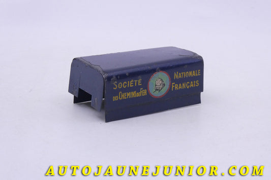 Le Dinky Toys Ford Bache SNCF est en vente sur Auto Jaune Junior ! Découvrez nos collections de diecast Minialuxe, CIJ, C-I-J, JRD, J-R-D, Matchbox, Majorette… AutoJaune Junior ; AutoJauneJunior.com : LE site de partage pour les passionés de miniatures et collectionneurs de jouets anciens !