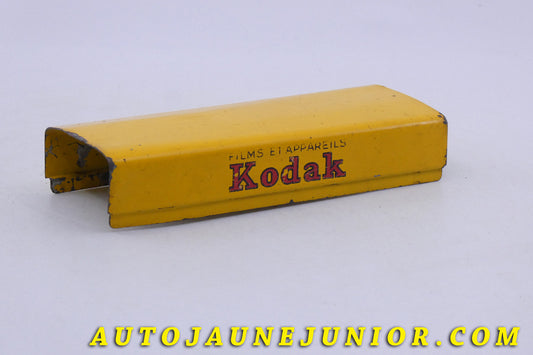 Le Dinky Toys Panhard Bache Kodak est en vente sur Auto Jaune Junior ! Découvrez nos collections de diecast Minialuxe, CIJ, C-I-J, JRD, J-R-D, Matchbox, Majorette… AutoJaune Junior ; AutoJauneJunior.com : LE site de partage pour les passionés de miniatures et collectionneurs de jouets anciens !