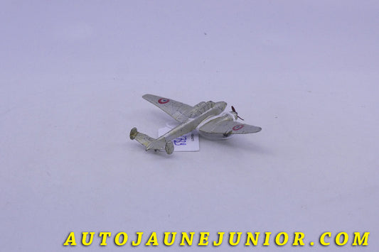Le Dinky Toys Autre Potez 63 est en vente sur Auto Jaune Junior ! Découvrez nos collections de diecast Minialuxe, CIJ, C-I-J, JRD, J-R-D, Matchbox, Majorette… AutoJaune Junior ; AutoJauneJunior.com : LE site de partage pour les passionés de miniatures et collectionneurs de jouets anciens !