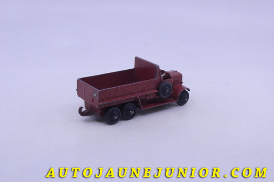 Le Dinky Toys Leyland Terrier ridelles est en vente sur Auto Jaune Junior ! Découvrez nos collections de diecast Minialuxe, CIJ, C-I-J, JRD, J-R-D, Matchbox, Majorette… AutoJaune Junior ; AutoJauneJunior.com : LE site de partage pour les passionés de miniatures et collectionneurs de jouets anciens !