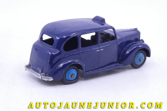 Le Dinky Toys Austin FX3 taxi est en vente sur Auto Jaune Junior ! Découvrez nos collections de diecast Minialuxe, CIJ, C-I-J, JRD, J-R-D, Matchbox, Majorette… AutoJaune Junior ; AutoJauneJunior.com : LE site de partage pour les passionés de miniatures et collectionneurs de jouets anciens !