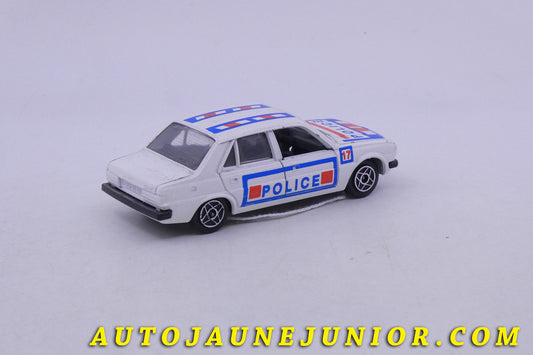 Le Solido Peugeot 305 Police est en vente sur Auto Jaune Junior ! Découvrez nos collections de diecast Minialuxe, CIJ, C-I-J, JRD, J-R-D, Matchbox, Majorette… AutoJaune Junior ; AutoJauneJunior.com : LE site de partage pour les passionés de miniatures et collectionneurs de jouets anciens !