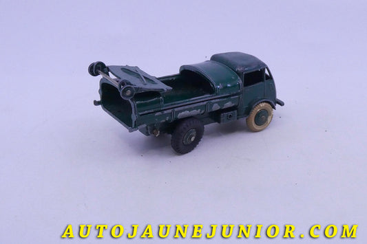Le Dinky Toys Ford Benne à ordures est en vente sur Auto Jaune Junior ! Découvrez nos collections de diecast Minialuxe, CIJ, C-I-J, JRD, J-R-D, Matchbox, Majorette… AutoJaune Junior ; AutoJauneJunior.com : LE site de partage pour les passionés de miniatures et collectionneurs de jouets anciens !
