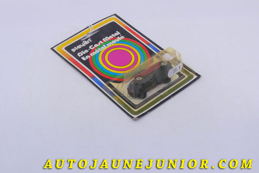 Le Hong-Kong Jaguar Type E est en vente sur Auto Jaune Junior ! Découvrez nos collections de diecast Minialuxe, CIJ, C-I-J, JRD, J-R-D, Matchbox, Majorette… AutoJaune Junior ; AutoJauneJunior.com : LE site de partage pour les passionés de miniatures et collectionneurs de jouets anciens !