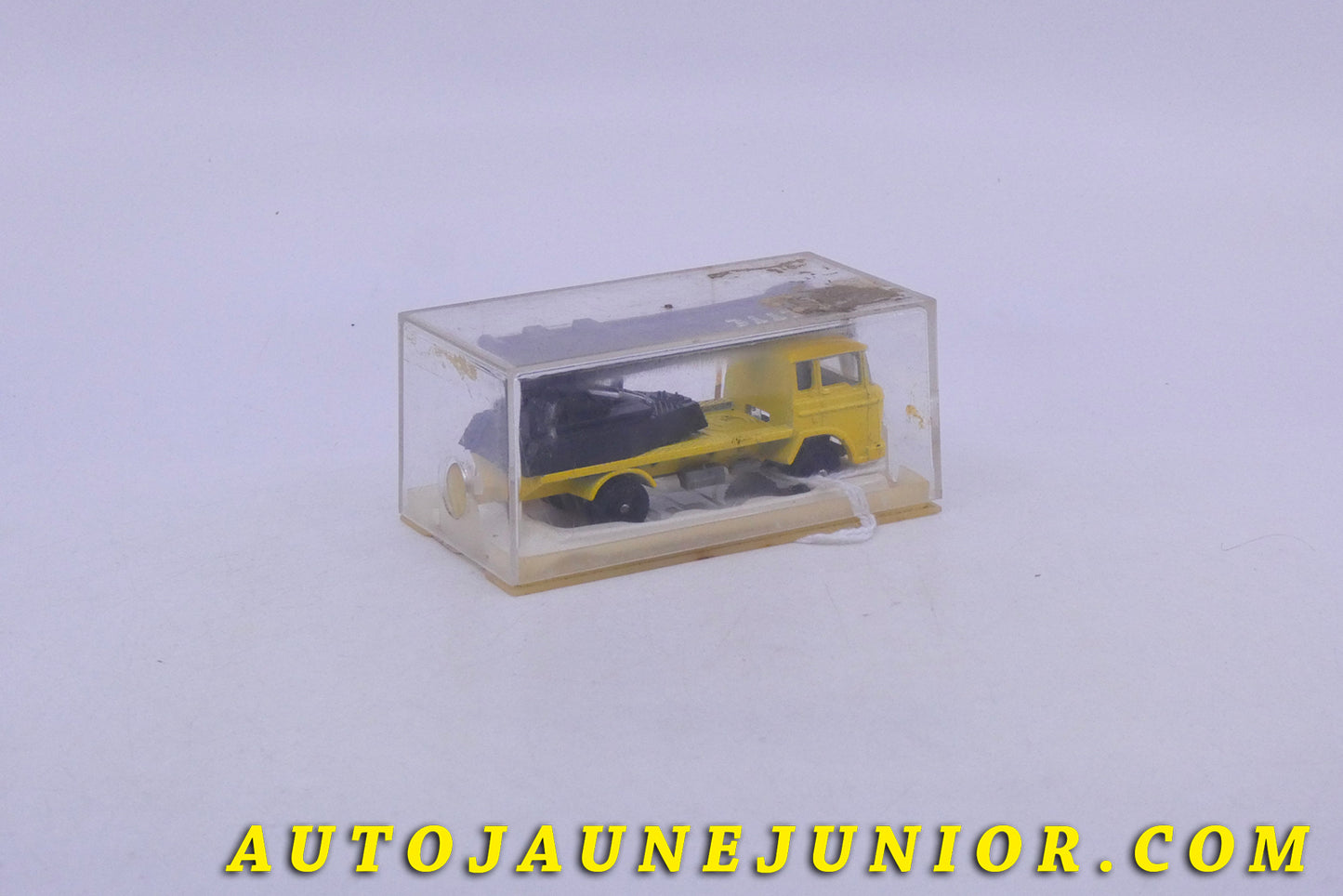 Le Majorette DAF Plateau avec Fleche téléscopique est en vente sur Auto Jaune Junior ! Découvrez nos collections de diecast Minialuxe, CIJ, C-I-J, JRD, J-R-D, Matchbox, Majorette… AutoJaune Junior ; AutoJauneJunior.com : LE site de partage pour les passionés de miniatures et collectionneurs de jouets anciens !