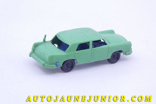 Le #1983 - Zix - Peugeot - 404 Berline est en vente sur Auto Jaune Junior ! Découvrez nos collections de diecast Minialuxe, CIJ, C-I-J, JRD, J-R-D, Matchbox, Majorette… AutoJauneJunior.com : le site de vente en ligne et de partage pour les passionés de miniatures et collectionneurs de jouets anciens ! Des centaines de modèles en vente, et des nouveautés mises en ligne chaque jour à 21h00 !