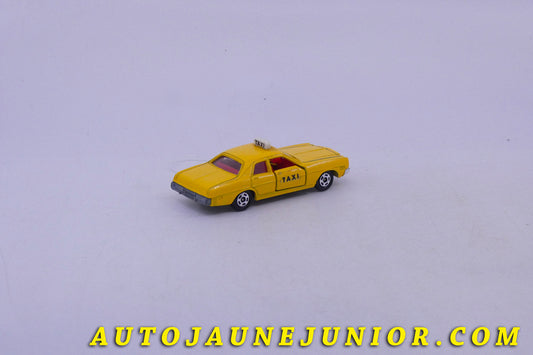 Le Tomica Dodge Coronet Custom Taxi est en vente sur Auto Jaune Junior ! Découvrez nos collections de diecast Minialuxe, CIJ, C-I-J, JRD, J-R-D, Matchbox, Majorette… AutoJaune Junior ; AutoJauneJunior.com : LE site de partage pour les passionés de miniatures et collectionneurs de jouets anciens !