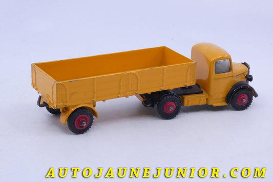 Le Dinky Toys Austin "O" Semi-remorque Ridelles (avec vitrage) est en vente sur Auto Jaune Junior ! Découvrez nos collections de diecast Minialuxe, CIJ, C-I-J, JRD, J-R-D, Matchbox, Majorette… AutoJaune Junior ; AutoJauneJunior.com : LE site de partage pour les passionés de miniatures et collectionneurs de jouets anciens !