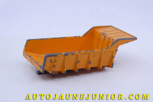 Le Dinky Toys Berliet Benne Basculante seule issu de la Marrel est en vente sur Auto Jaune Junior ! Découvrez nos collections de diecast Minialuxe, CIJ, C-I-J, JRD, J-R-D, Matchbox, Majorette… AutoJaune Junior ; AutoJauneJunior.com : LE site de partage pour les passionés de miniatures et collectionneurs de jouets anciens !