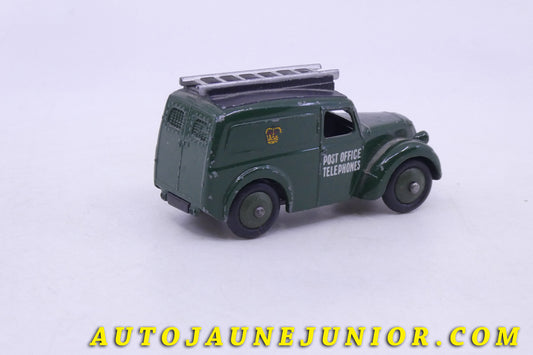 Le Dinky Toys Morris fourgonnette post office est en vente sur Auto Jaune Junior ! Découvrez nos collections de diecast Minialuxe, CIJ, C-I-J, JRD, J-R-D, Matchbox, Majorette… AutoJaune Junior ; AutoJauneJunior.com : LE site de partage pour les passionés de miniatures et collectionneurs de jouets anciens !