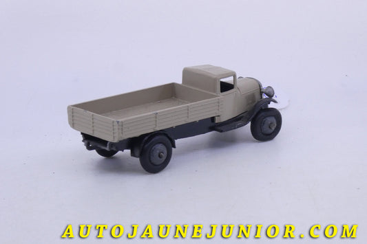 Le Dinky Toys Camion Camion Ridelles Type 1 est en vente sur Auto Jaune Junior ! Découvrez nos collections de diecast Minialuxe, CIJ, C-I-J, JRD, J-R-D, Matchbox, Majorette… AutoJaune Junior ; AutoJauneJunior.com : LE site de partage pour les passionés de miniatures et collectionneurs de jouets anciens !