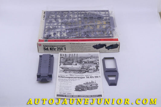 Le Bandai Char Schûtzenpanzerwagen est en vente sur Auto Jaune Junior ! Découvrez nos collections de diecast Minialuxe, CIJ, C-I-J, JRD, J-R-D, Matchbox, Majorette… AutoJaune Junior ; AutoJauneJunior.com : LE site de partage pour les passionés de miniatures et collectionneurs de jouets anciens !