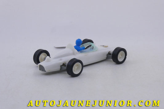Le Clé Cooper Formule 3 est en vente sur Auto Jaune Junior ! Découvrez nos collections de diecast Minialuxe, CIJ, C-I-J, JRD, J-R-D, Matchbox, Majorette… AutoJaune Junior ; AutoJauneJunior.com : LE site de partage pour les passionés de miniatures et collectionneurs de jouets anciens !