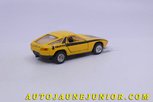 Le Autre Fabriquant Porsche 928 est en vente sur Auto Jaune Junior ! Découvrez nos collections de diecast Minialuxe, CIJ, C-I-J, JRD, J-R-D, Matchbox, Majorette… AutoJaune Junior ; AutoJauneJunior.com : LE site de partage pour les passionés de miniatures et collectionneurs de jouets anciens !