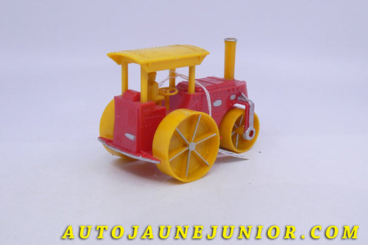 Le Rouleau Vapeur rouleau compresseur à vapeur est en vente sur Auto Jaune Junior ! Découvrez nos collections de diecast Minialuxe, CIJ, C-I-J, JRD, J-R-D, Matchbox, Majorette… AutoJaune Junior ; AutoJauneJunior.com : LE site de partage pour les passionés de miniatures et collectionneurs de jouets anciens !