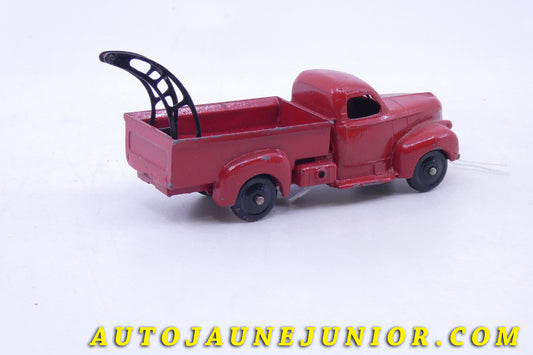 Le Dinky Toys Studebaker Dépannage Type 1 est en vente sur Auto Jaune Junior ! Découvrez nos collections de diecast Minialuxe, CIJ, C-I-J, JRD, J-R-D, Matchbox, Majorette… AutoJaune Junior ; AutoJauneJunior.com : LE site de partage pour les passionés de miniatures et collectionneurs de jouets anciens !
