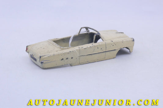 Le Solido Packard Clipper cabriolet est en vente sur Auto Jaune Junior ! Découvrez nos collections de diecast Minialuxe, CIJ, C-I-J, JRD, J-R-D,  Matchbox, Majorette… AutoJaune Junior ; AutoJauneJunior.com : LE site de partage pour les passionés de miniatures et collectionneurs de jouets anciens !