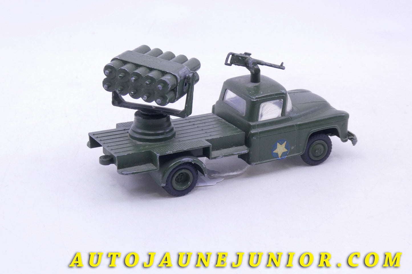 Le Vilmer Chevrolet Camion Lanceur de missiles est en vente sur Auto Jaune Junior ! Découvrez nos collections de diecast Minialuxe, CIJ, C-I-J, JRD, J-R-D, Matchbox, Majorette… AutoJaune Junior ; AutoJauneJunior.com : LE site de partage pour les passionés de miniatures et collectionneurs de jouets anciens !