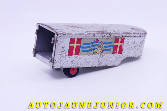 Le #3437 - Tekno - Semi - Remorque - Fourgon frigorifique un essieu. est en vente sur Auto Jaune Junior ! Découvrez nos collections de diecast Minialuxe, CIJ, C-I-J, JRD, J-R-D, Matchbox, Majorette… AutoJauneJunior.com : le site de vente en ligne et de partage pour les passionés de miniatures et collectionneurs de jouets anciens ! Des centaines de modèles en vente, et des nouveautés mises en ligne chaque jour à 21h00 !