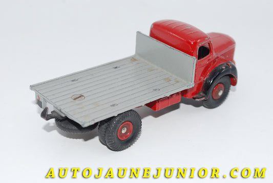 Le #3447 - Dinky Toys - Berliet - GLR Porte container est en vente sur Auto Jaune Junior ! Découvrez nos collections de diecast Minialuxe, CIJ, C-I-J, JRD, J-R-D, Matchbox, Majorette… AutoJauneJunior.com : le site de vente en ligne et de partage pour les passionés de miniatures et collectionneurs de jouets anciens ! Des centaines de modèles en vente, et des nouveautés mises en ligne chaque jour à 21h00 !