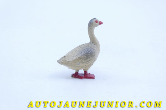 Le #3606 - PH (France) - Animal - Oie est en vente sur Auto Jaune Junior ! Découvrez nos collections de diecast Minialuxe, CIJ, C-I-J, JRD, J-R-D, Matchbox, Majorette… AutoJauneJunior.com : le site de vente en ligne et de partage pour les passionés de miniatures et collectionneurs de jouets anciens ! Des centaines de modèles en vente, et des nouveautés mises en ligne chaque jour à 21h00 !