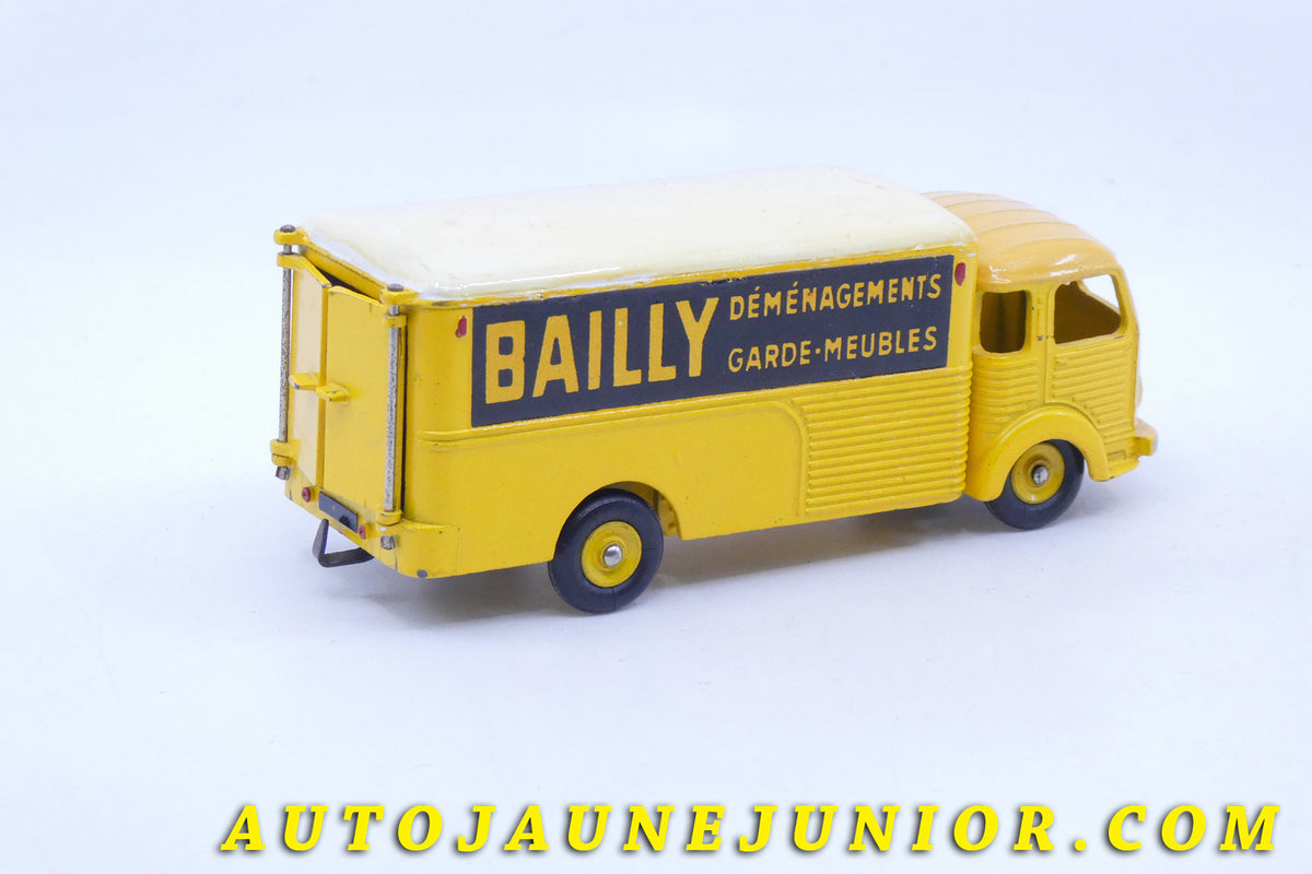 Le Dinky Toys Simca Cargo fourgon Bailly est en vente sur Auto Jaune Junior ! Découvrez nos collections de diecast Minialuxe, CIJ, C-I-J, JRD, J-R-D, Matchbox, Majorette… AutoJaune Junior ; AutoJauneJunior.com : LE site de partage pour les passionés de miniatures et collectionneurs de jouets anciens !